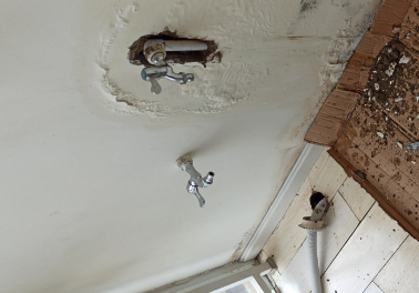 前进卫生间测漏水